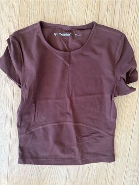 Seamless High-Waist Women’s Shorts in Deep Brown